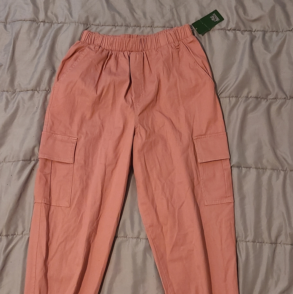 Women's Cargo Pants - Light Pink